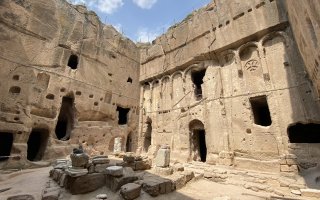 Gümüşler Manastırı 